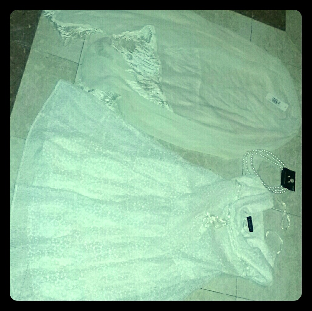 Lace Ivory Dress size Medium in Juniors